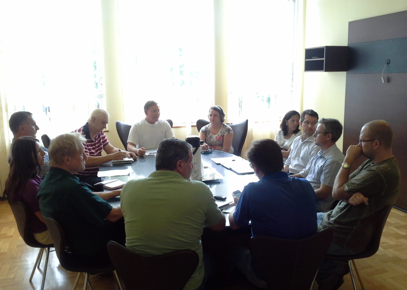 EXECUTIVO REALIZA REUNIÃO COM SECRETÁRIOS MUNICIPAIS